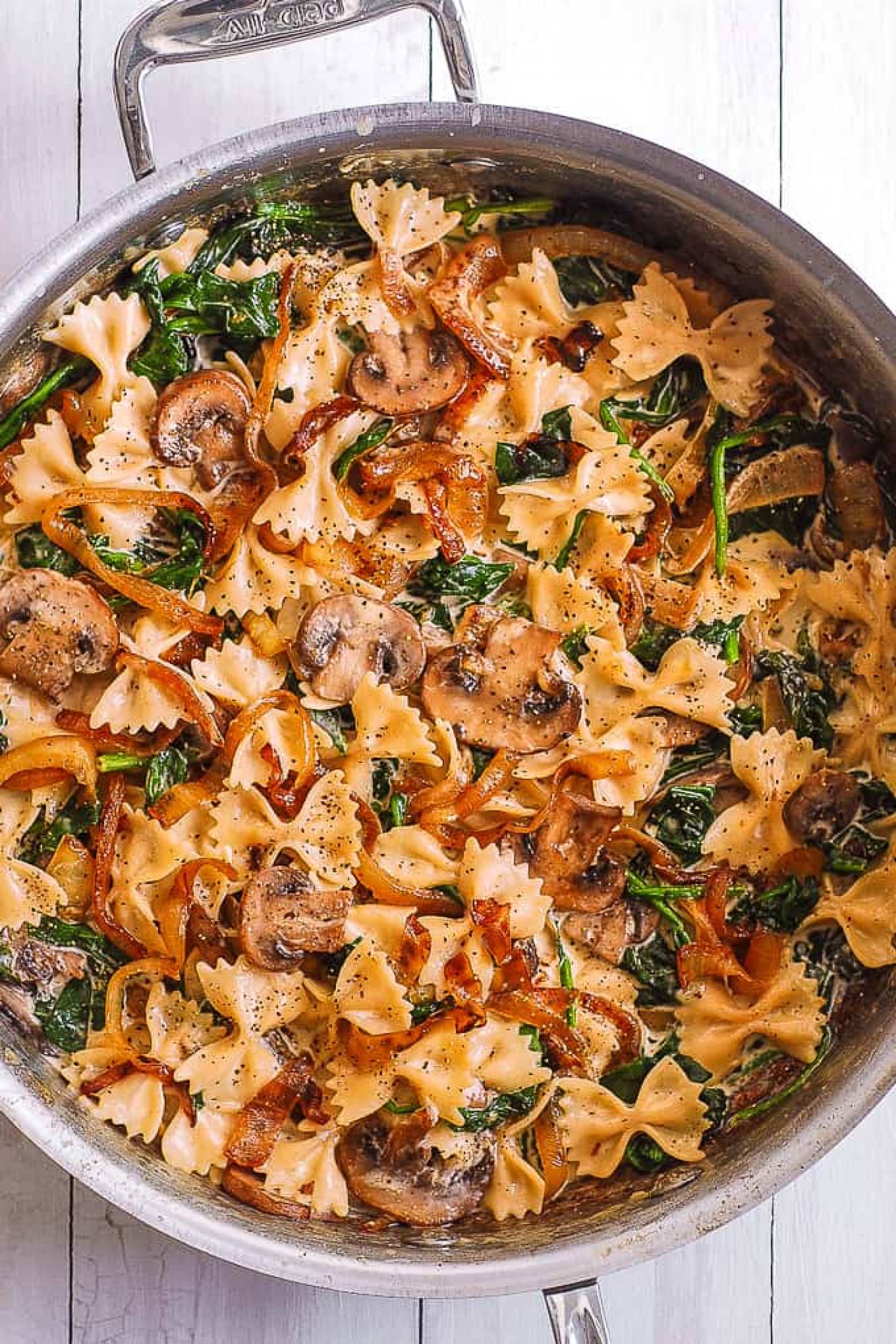 Mushroom Farfalle with Grilled Chicken