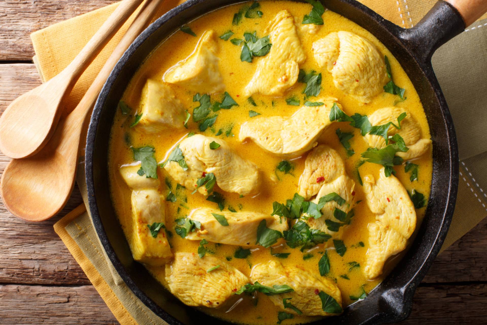Whole30 Coconut Curry Chicken Soup