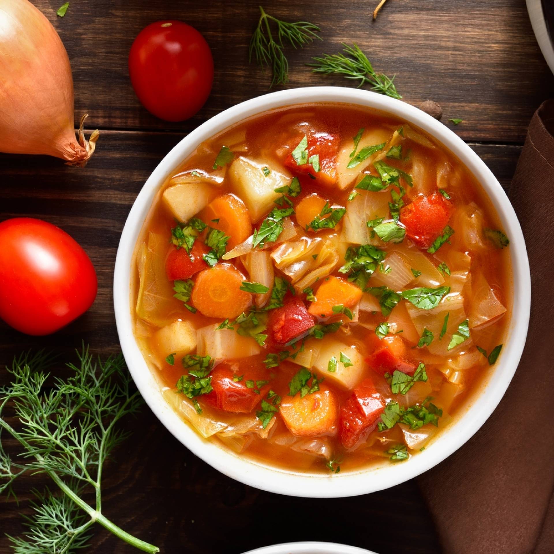 Whole30 Hearty Tomato Vegetable Soup