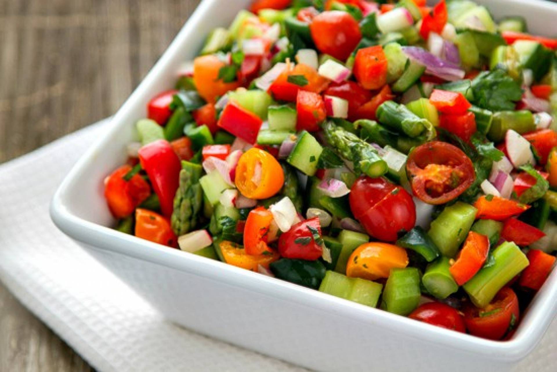 Whole30 Healthy Vegetable Salad