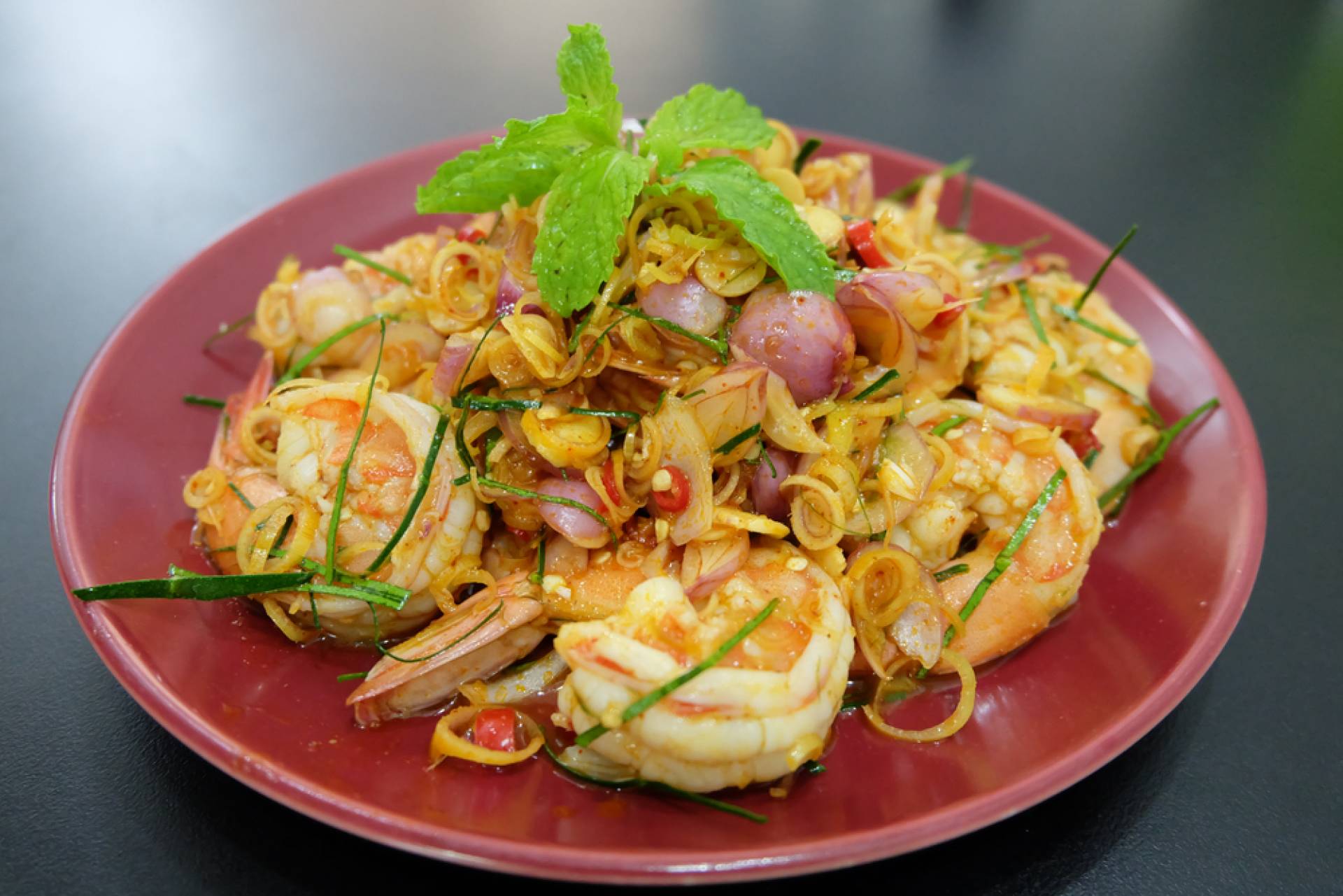 Whole30 Asian Shrimp Salad