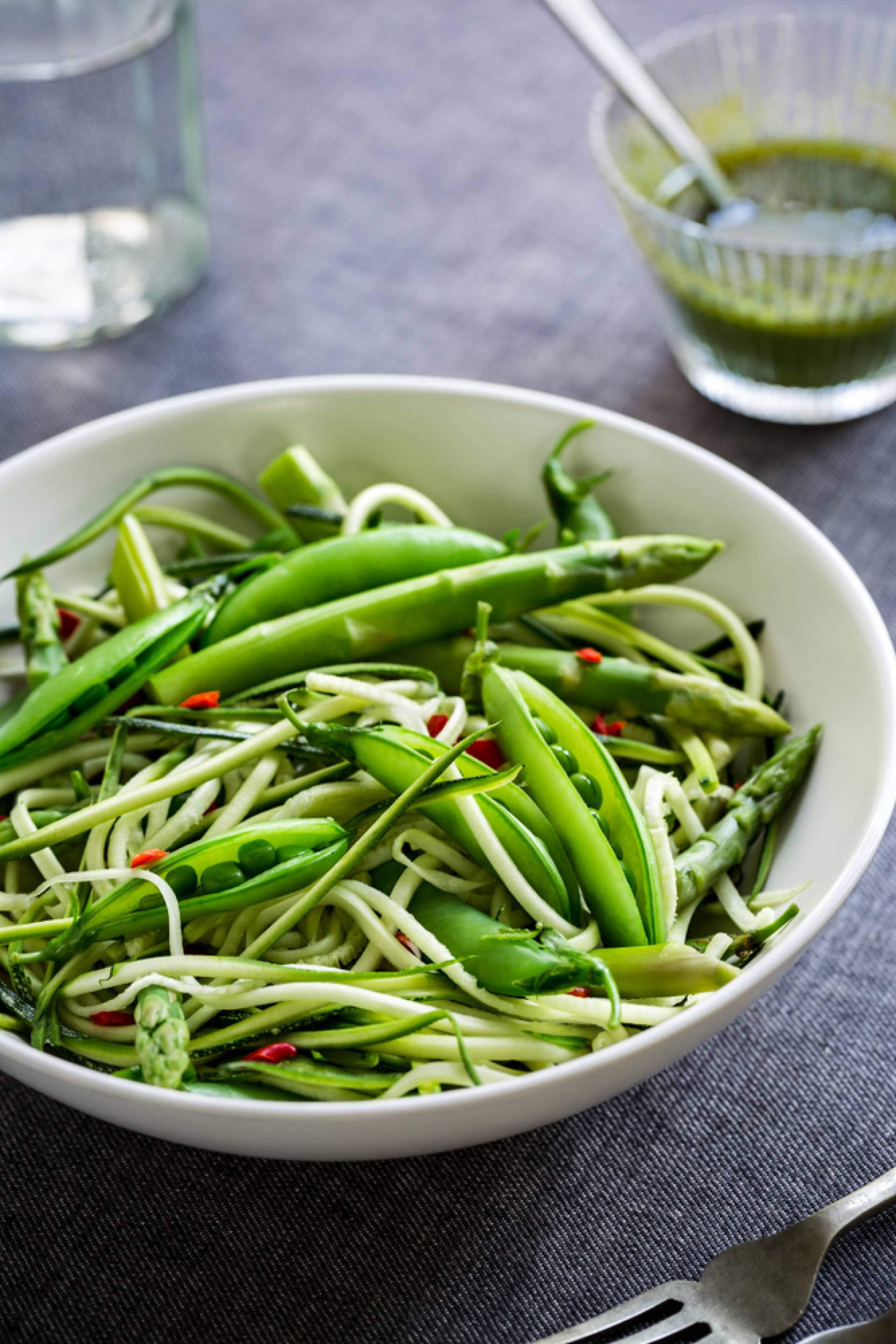 Whole30 Spring Pea and Asparagus Pasta